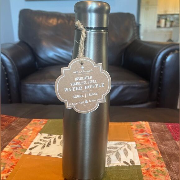 Stainless Steel 12-24 hr Insulated Water Bottle Tumbler - Picture 1 of 5